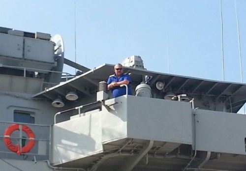 Yasnitskiy on the wing bridge