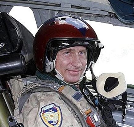 Well-worn shot of Putin before his 2005 flight in a Tu-160 (photo Kremlin.ru)