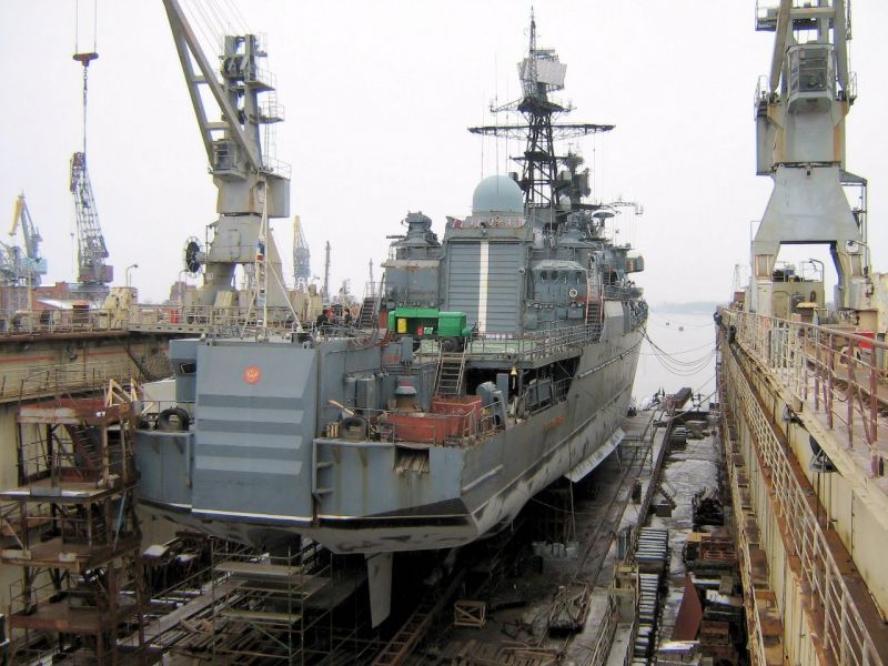 Neustrashimyy in drydock