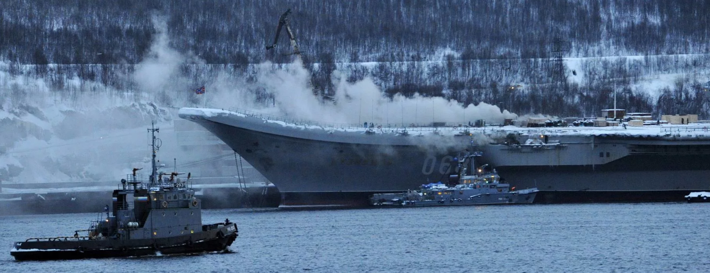 Admiral Kuznetsov on fire
